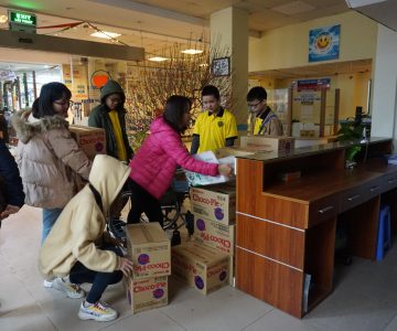 Hoạt động từ thiện