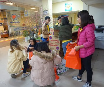 Hoạt động từ thiện