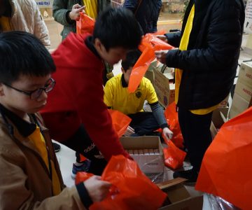 Hoạt động từ thiện