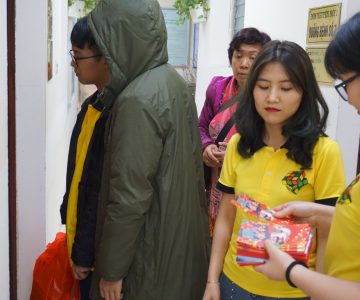 Hoạt động từ thiện