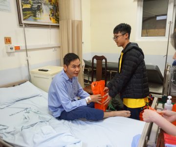 Hoạt động từ thiện