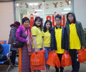 Hoạt động từ thiện