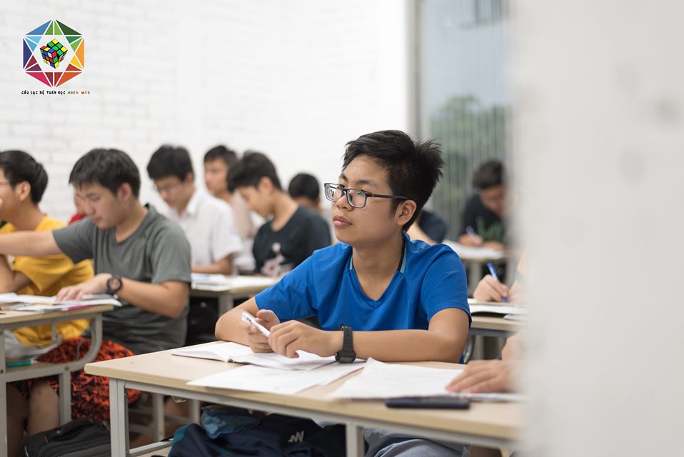 CUỐI CÙNG THÌ EM CŨNG ĐÃ XÓA BỎ ĐƯỢC ĐỊNH KIẾN VỀ HỌC SINH KHỐI XÃ HỘI…