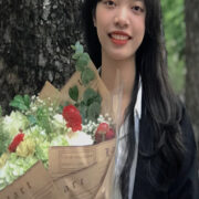 Cô Vũ Thị Thu Hường