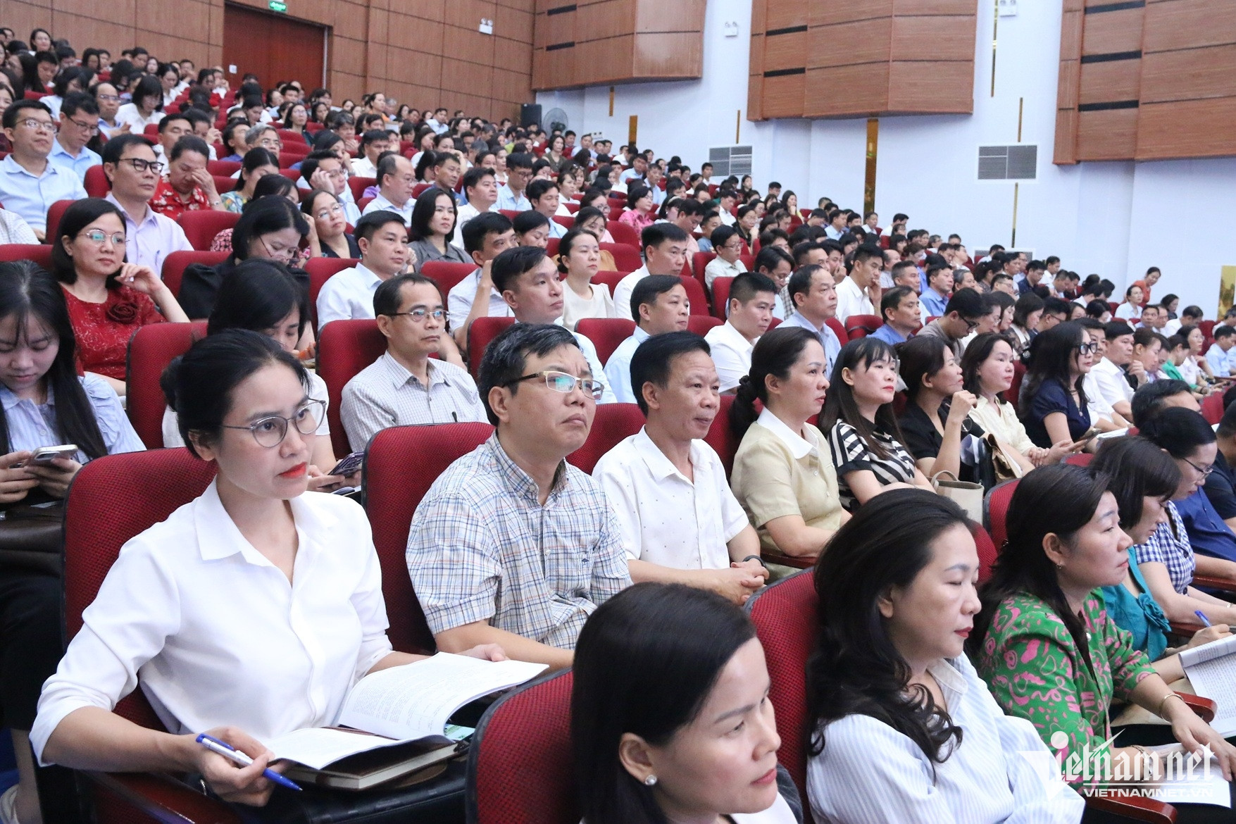 Sở GD-ĐT Hà Nội nói về đề thi lớp 10 năm 2026, sẽ ‘vừa sức và có phân hóa’